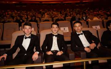 21_The main cast in the best cinema of the Berlinale.jpg