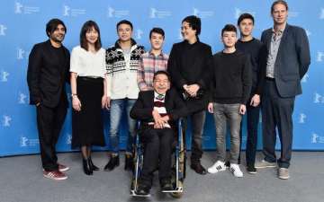 11_Emir his beautiful cast and the producers.jpg